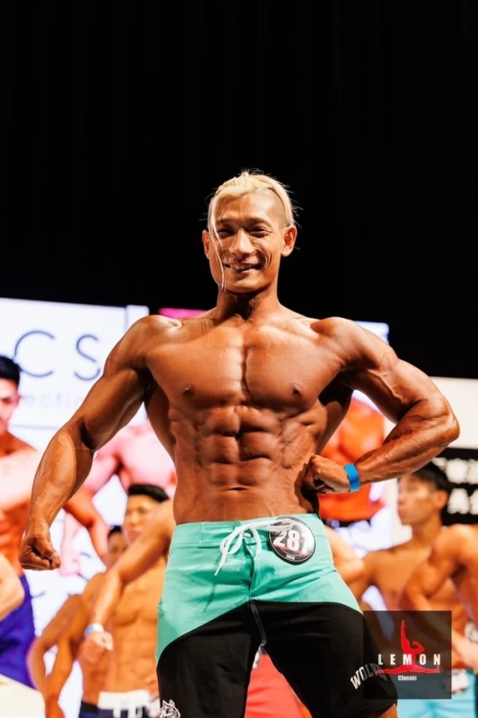 リアルバキkyoさんのポージング