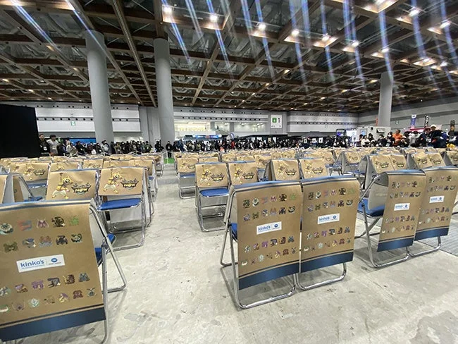 イベント会場の椅子