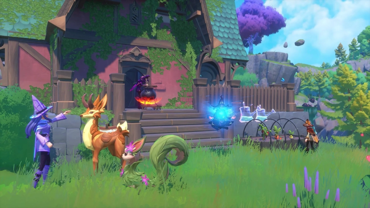 ファンタジーの世界観で、魔女のようなキャラクターと可愛らしい動物型の生物たちが、魔法の家と庭で過ごしている様子を描いた画像です。