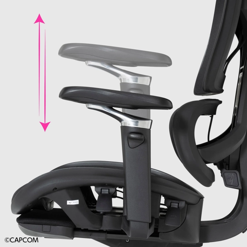 アームレスト高さ調節