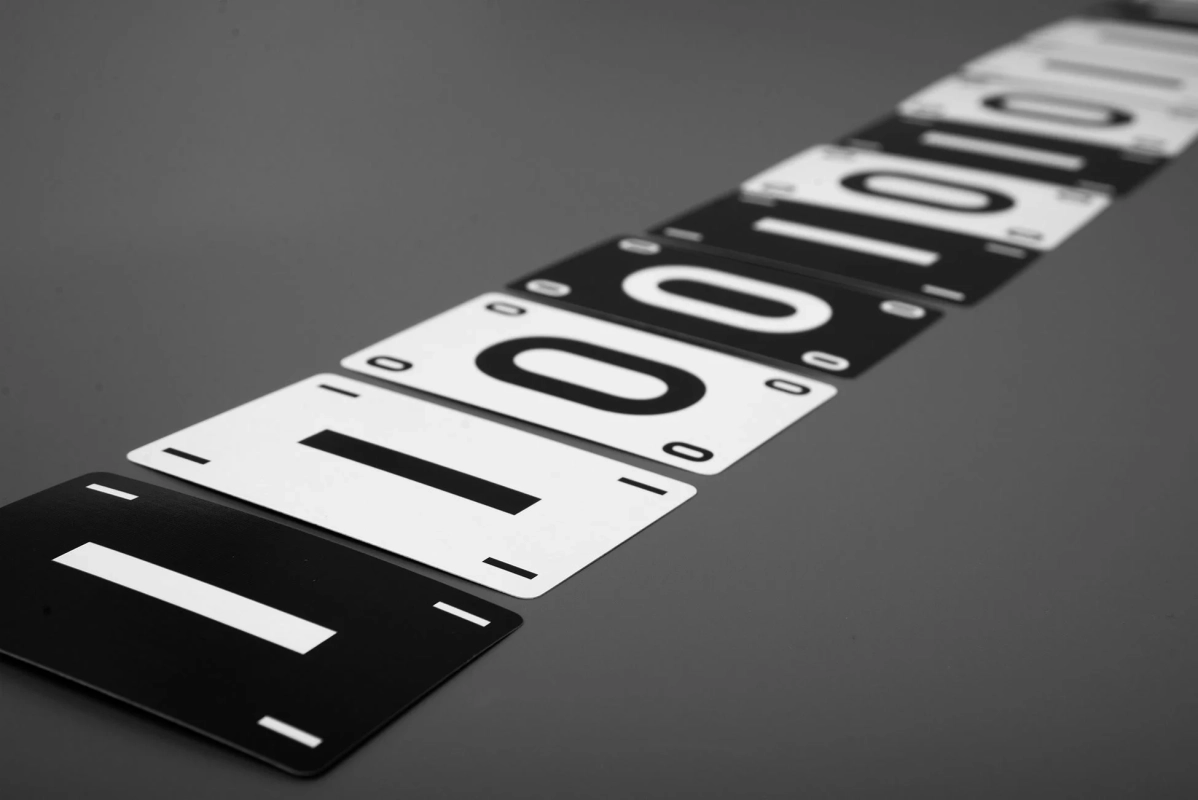 0と1のカード列