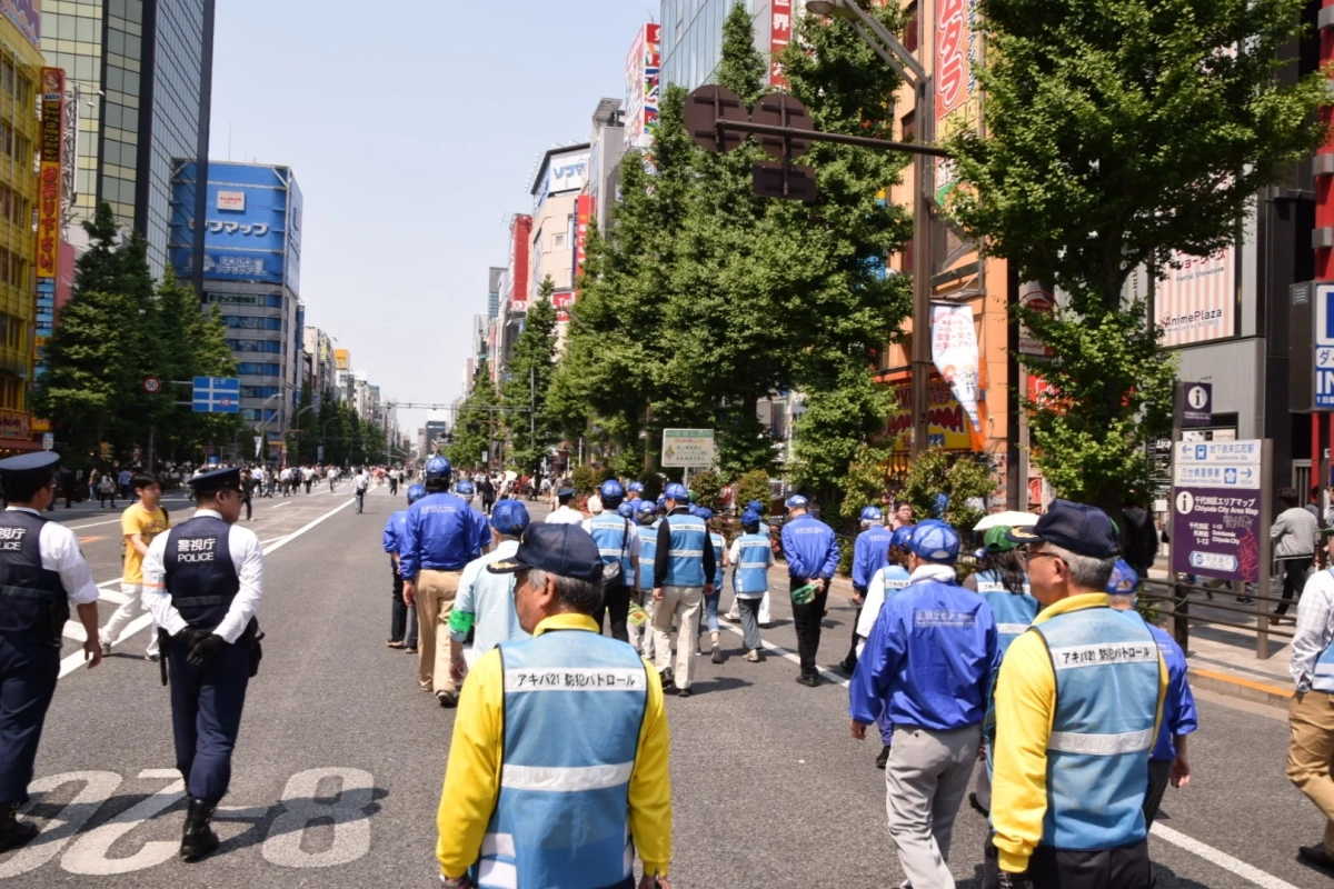 防犯パトロールの様子