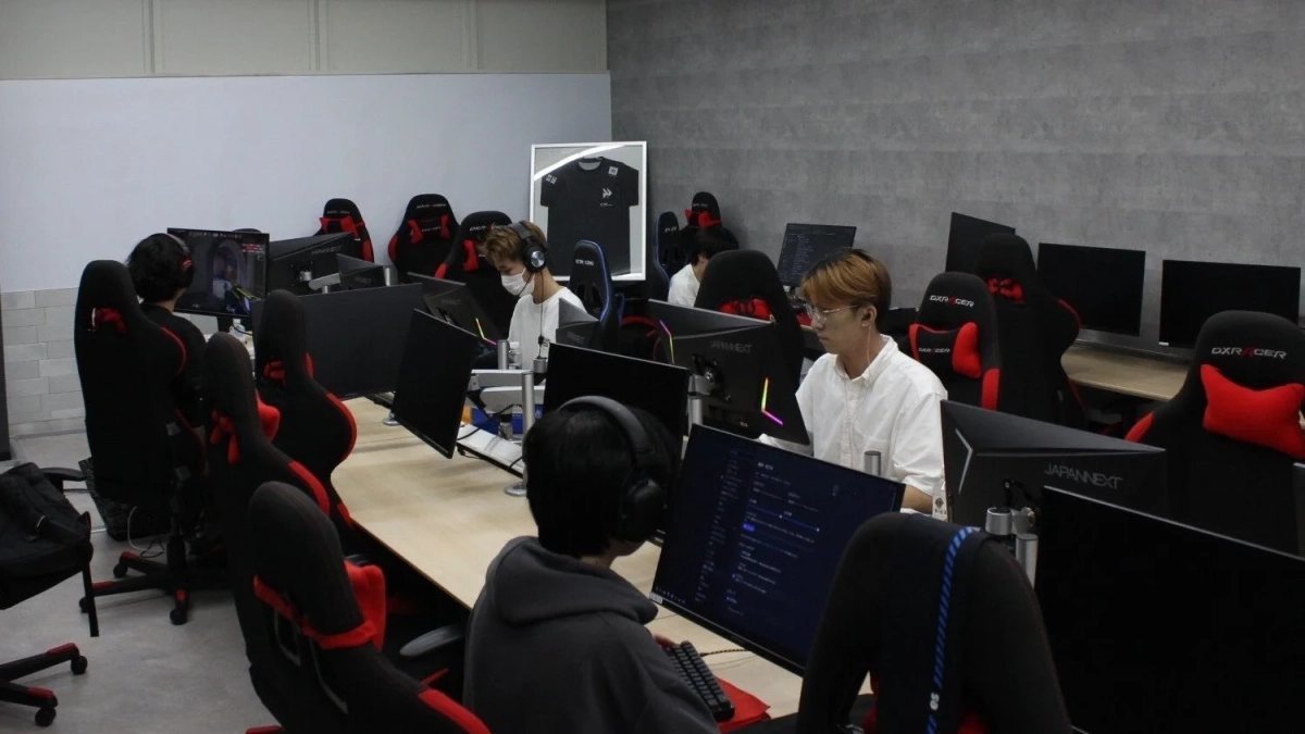 eスポーツトレーニングルームでの練習風景