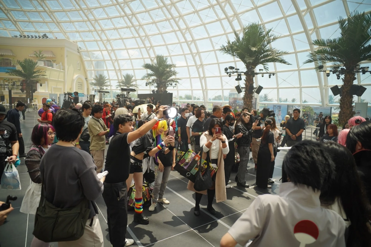 人気KOLとコスプレイヤーのパレード