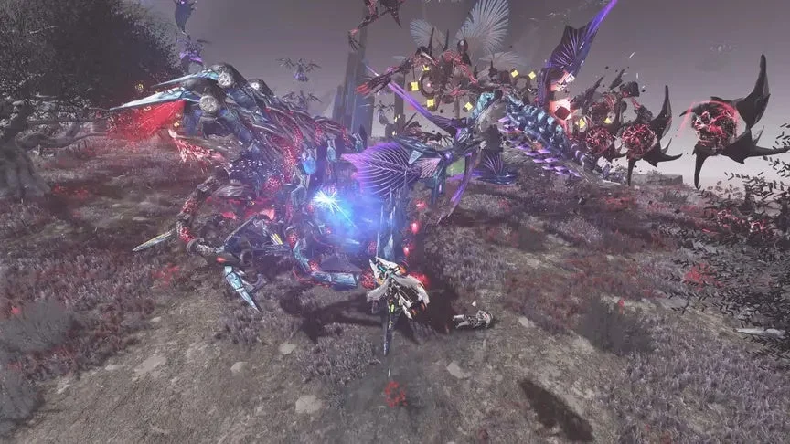 キャラクターと多足クリーチャー戦闘