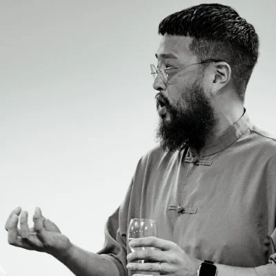 宮崎 紘輔氏のポートレート