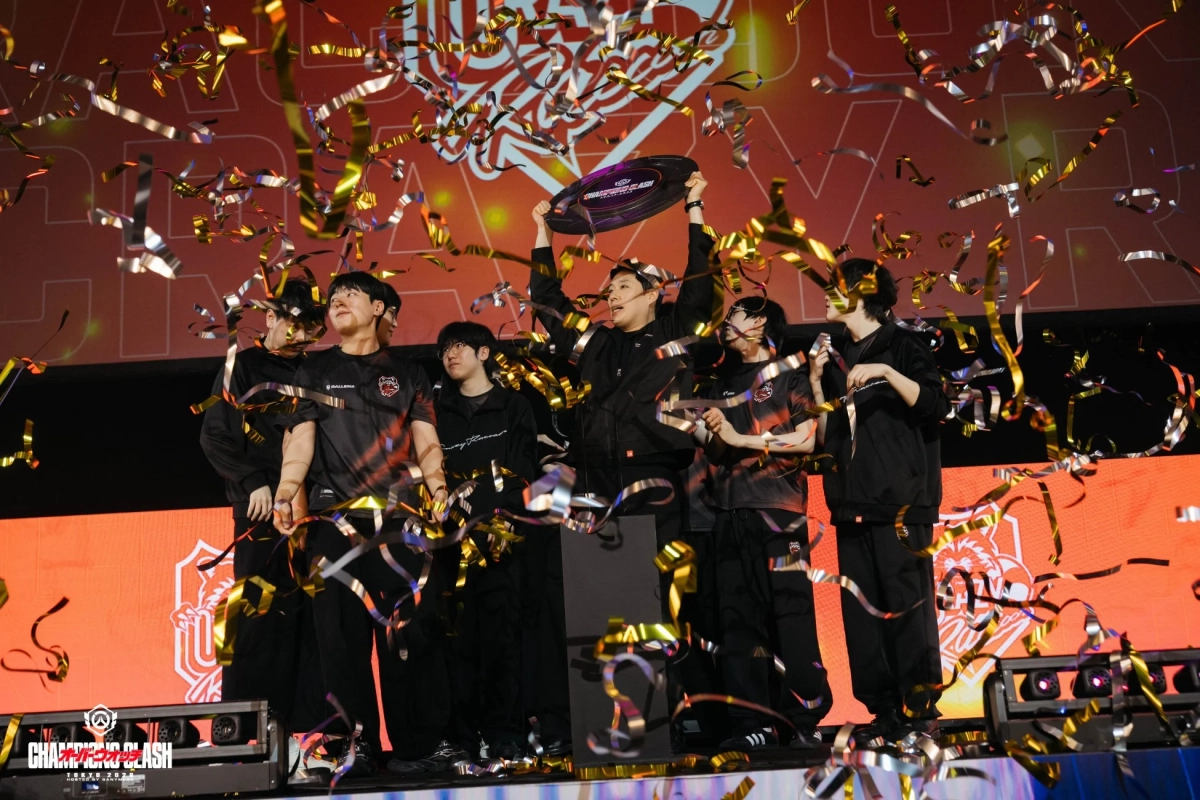 グランドファイナル優勝チームの表彰
