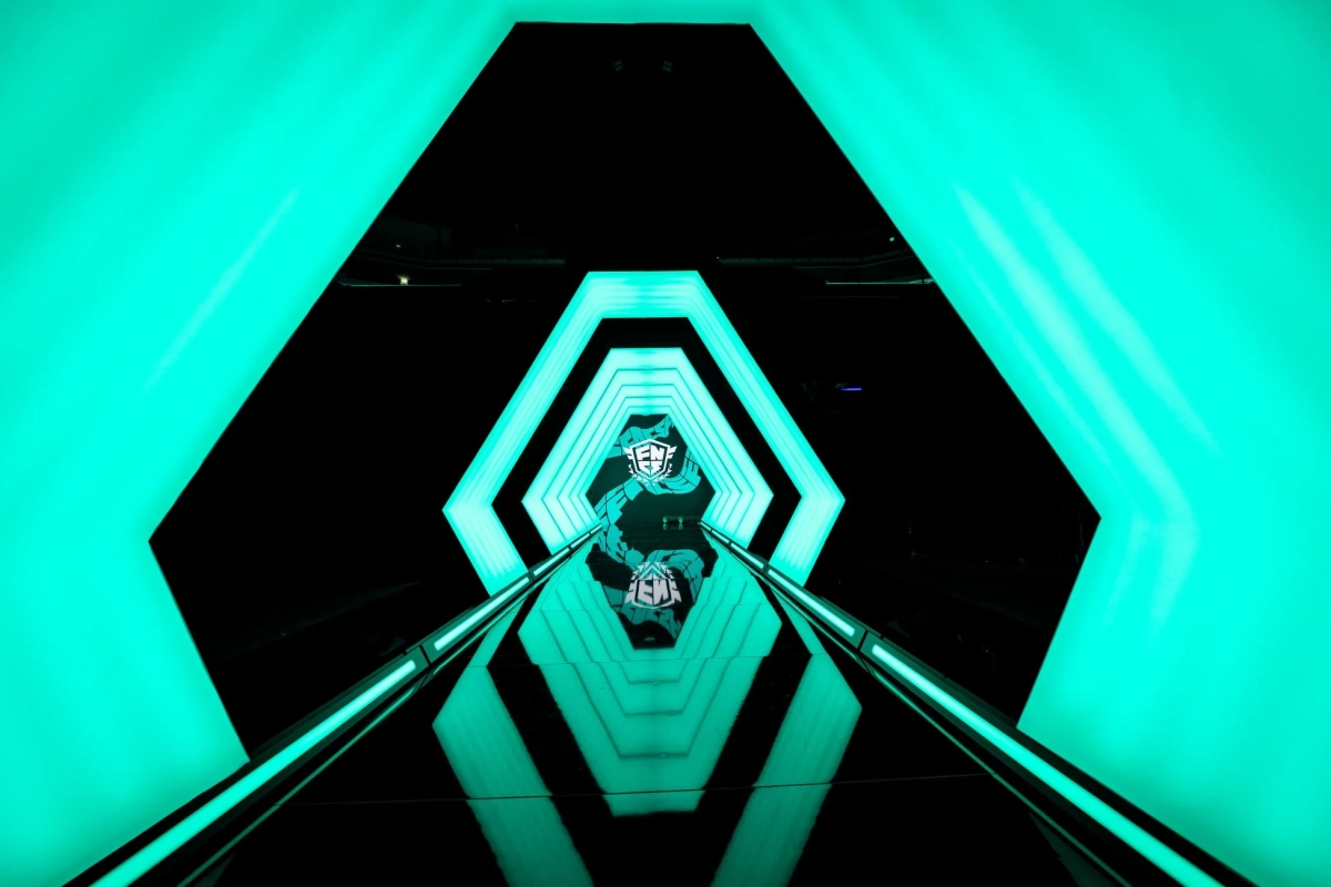 FNロゴ