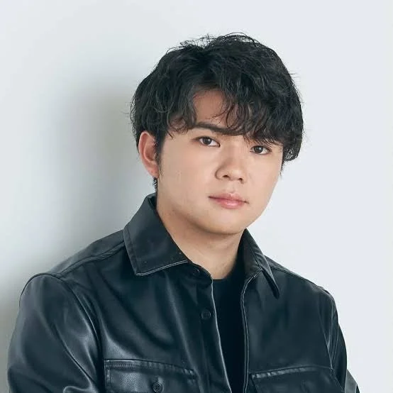 上地 練 氏