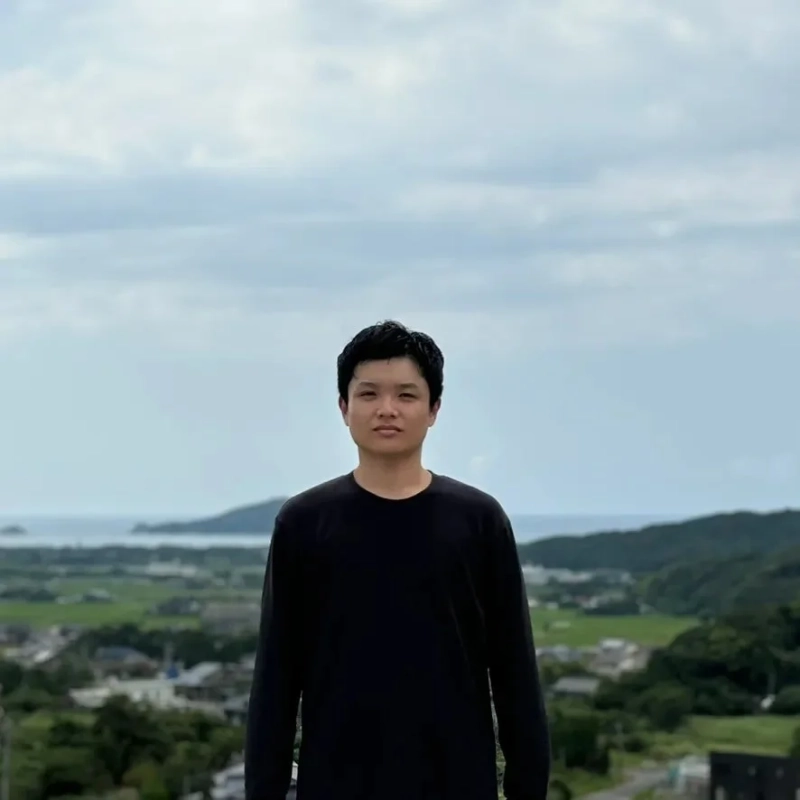 弘中 稜也 氏