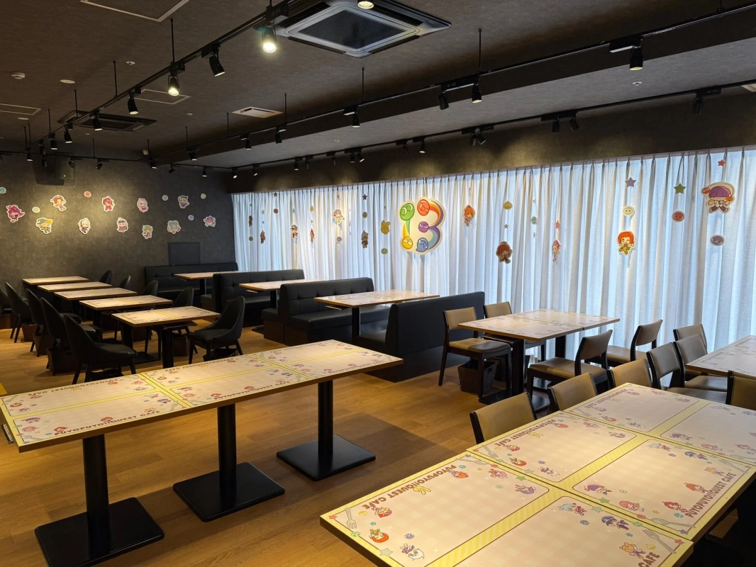 カフェ店内