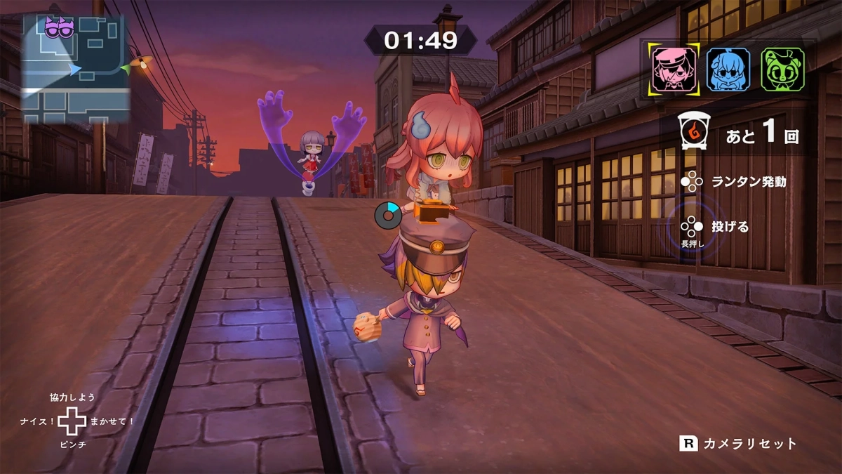 夕暮れの日本風の街を舞台にしたゲーム画面