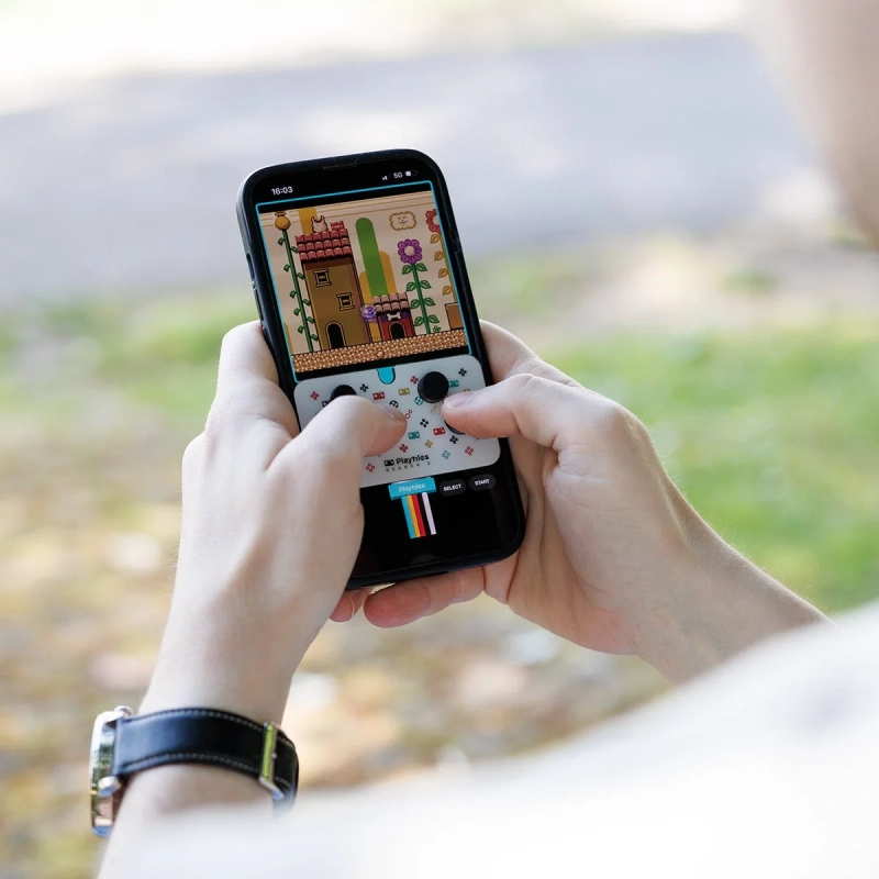 Playtilesでゲームをプレイする様子