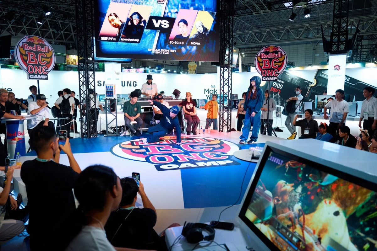 ブレイクダンスバトルの様子