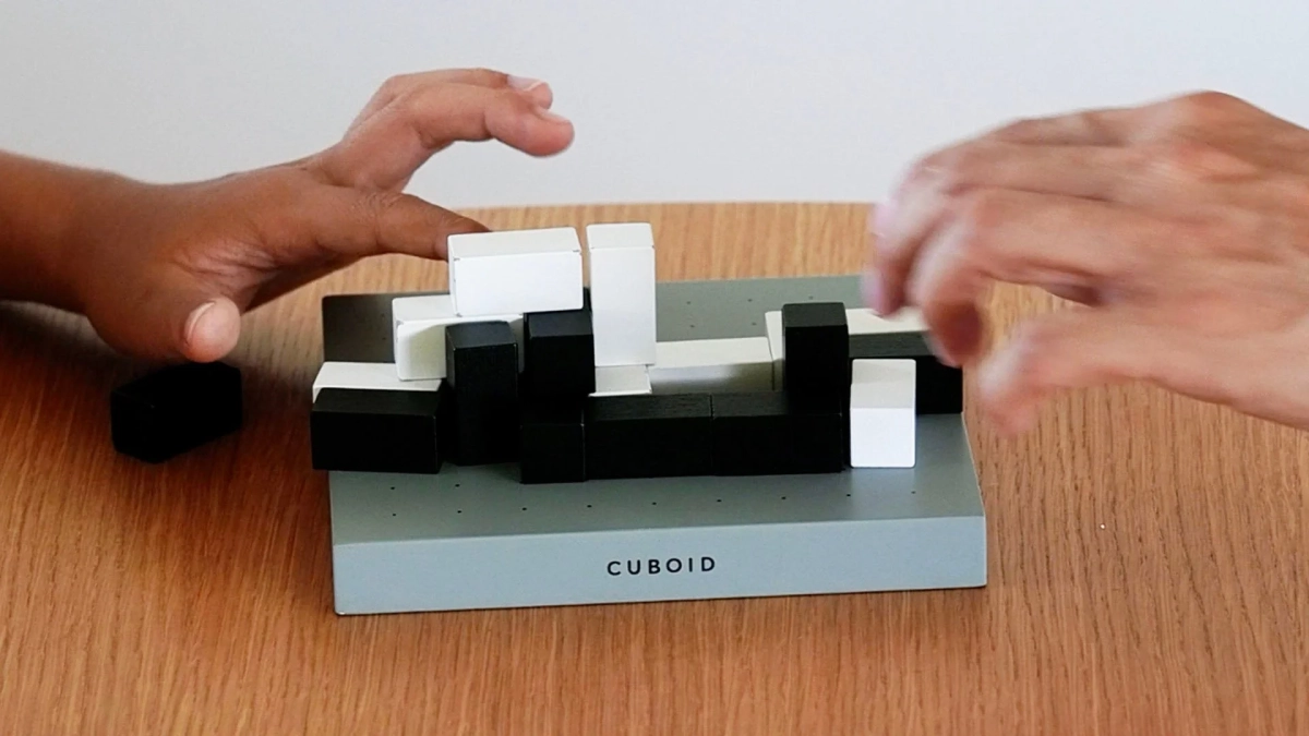 CUBOIDのプレイ風景