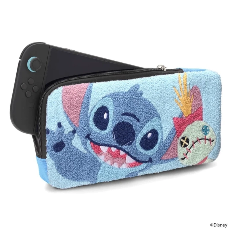 ディズニーキャラクターのスティッチがデザインされた、水色のふわふわした任天堂Switch用キャリングケース