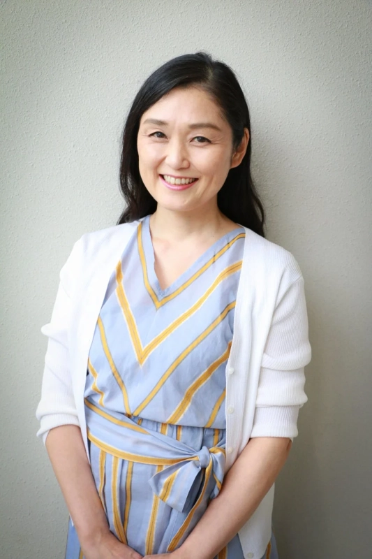 女性MCの画像
